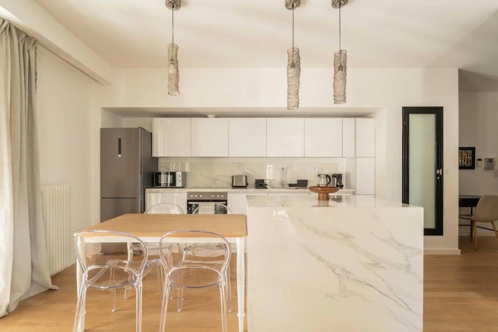 Bright & Airy 2Bd Apt Close To National Garden Athens Ngoại thất bức ảnh