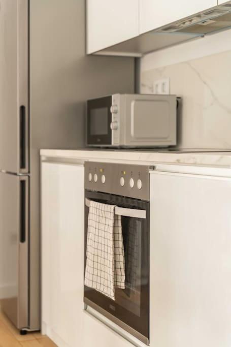 Bright & Airy 2Bd Apt Close To National Garden Athens Ngoại thất bức ảnh
